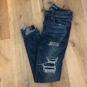 American Eagle distressed jegging super stretch